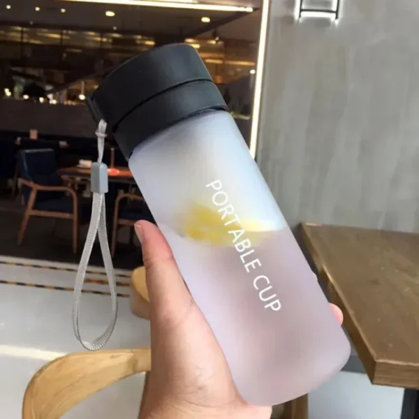 600 ml portable cup bottle easy to carry